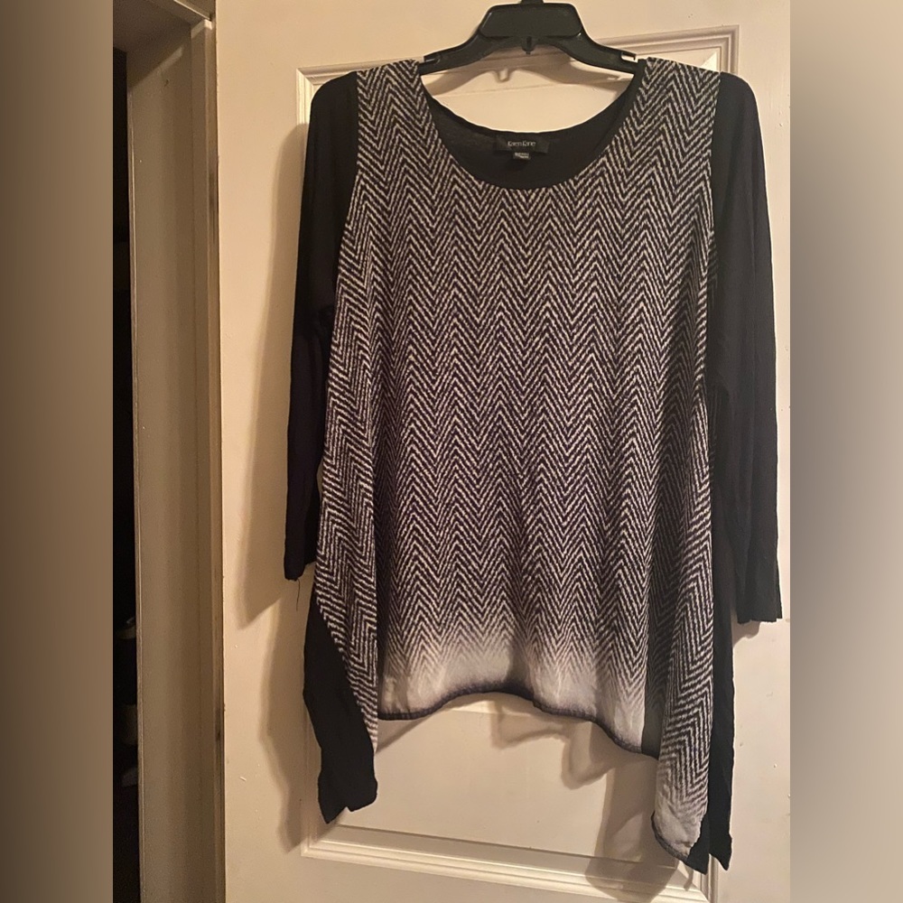 Karen Kane shirt with chevron pattern size 1x